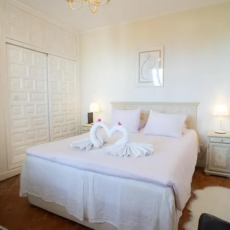 Semesterbostad Casa Ancladero Big Rooftop Terrace, 2 Bedroom W Garden And View *