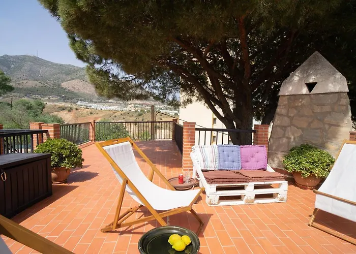 Casa Ancladero Big Rooftop Terrace, 2 Bedroom W Garden And View Fuengirola